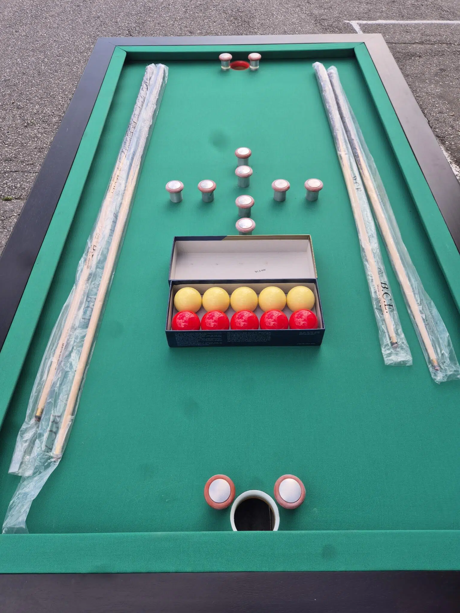 Billard à bouchon d'occasion – Image 2